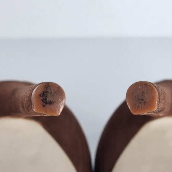 STEVE MADDEN Brown Vala Heels. - Picture 9 of 13